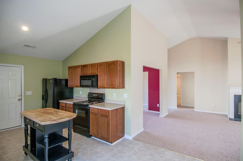 5033 Holdsworth Dr, Summerville, SC 29485