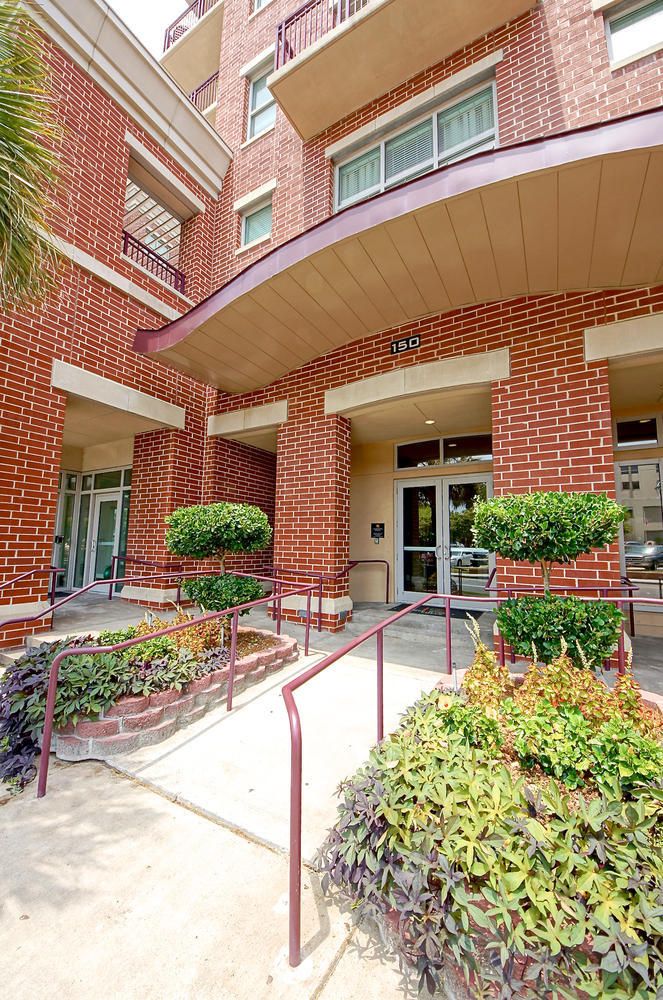 150 N Bee St #810, Charleston, SC 29401