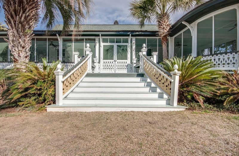 2502 Atlantic Ave, Sullivans Island, SC 29482