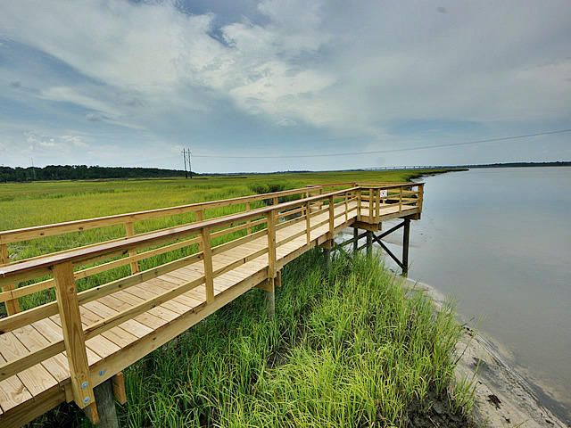 2544 Private Lefler Dr, Johns Island, SC 29455