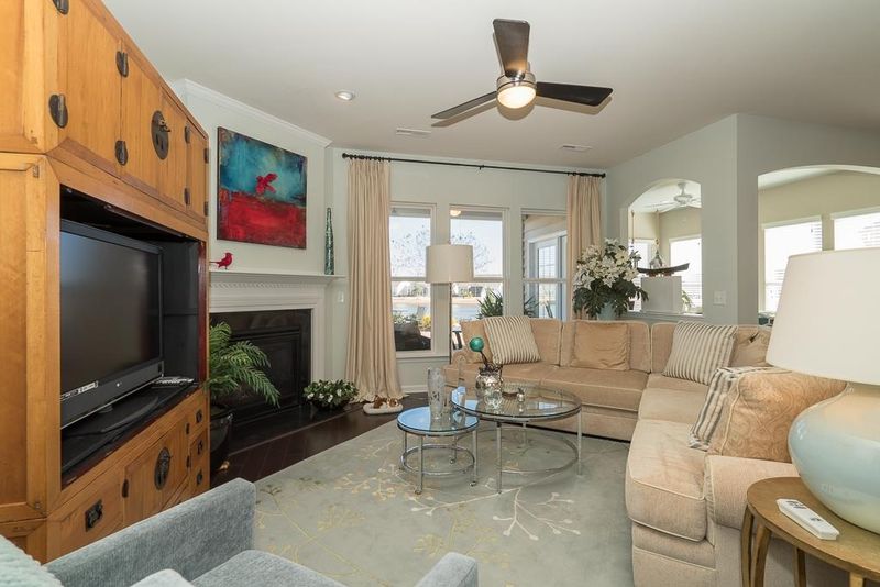574 Tranquil Waters Way, Summerville, SC 29483
