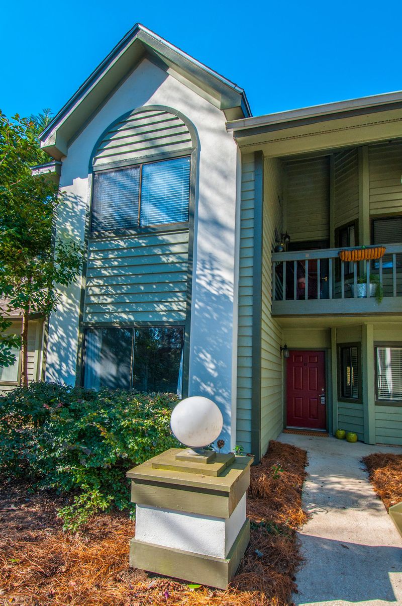 858 Catalpa Ct #B, Mount Pleasant, SC 29464