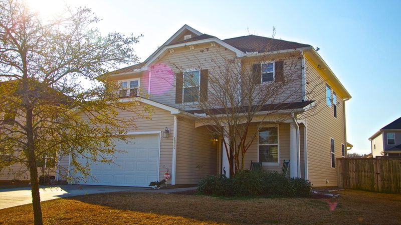 1225 Woodsage Dr, Hanahan, SC 29410