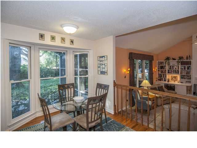 1619 Seignious Dr, Charleston, SC 29407
