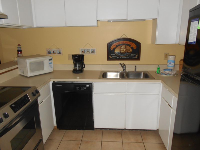 12 Mariners Walk Rd #D, Isle Of Palms, SC 29451