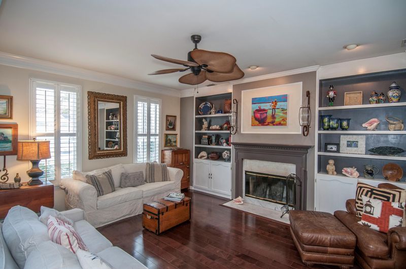 1183 Colfax Ct, Mount Pleasant, SC 29466