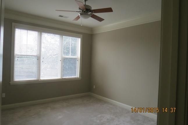200 River Landing Dr #D-105, Charleston, SC 29492