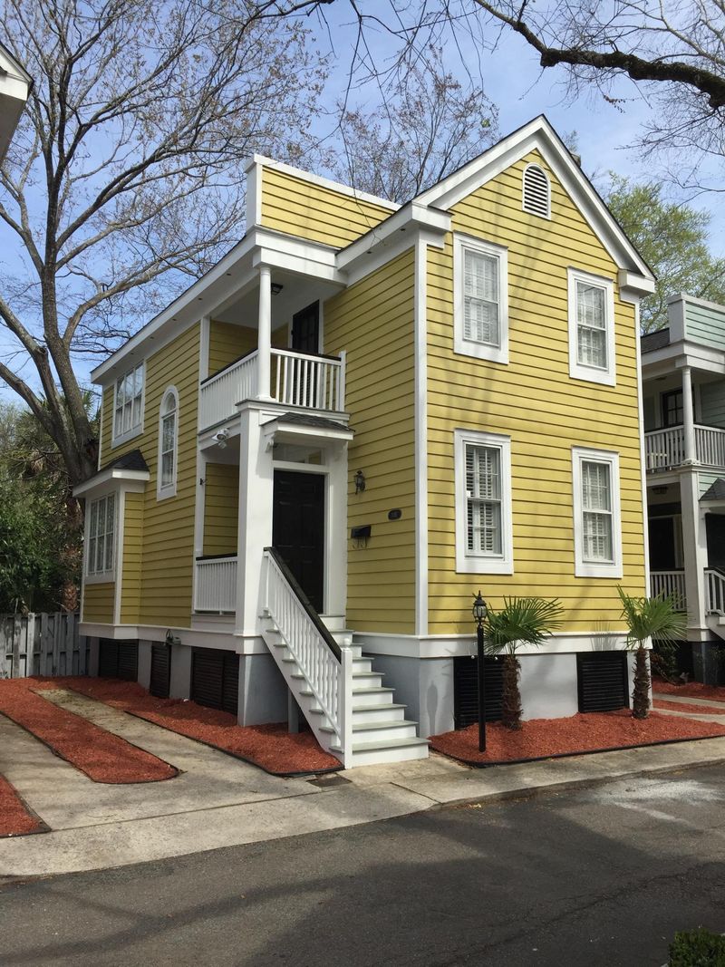 108 Smith St #C, Charleston, SC 29403