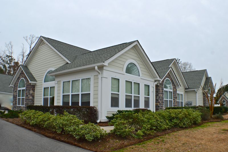 8800 Dorchester Rd #1102, North Charleston, SC 29420