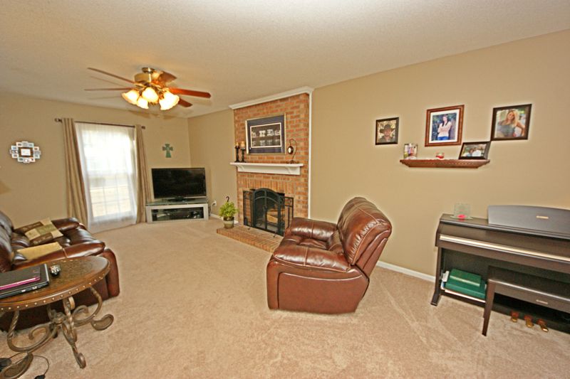 108 Towne Square Rd, Summerville, SC 29485