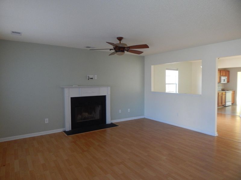 320 Aberdeen Cir, Summerville, SC 29483