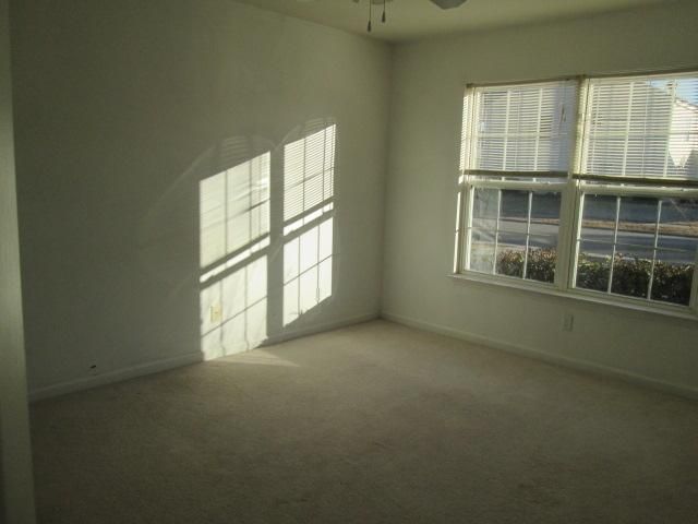 9066 Maple Grove Dr, Summerville, SC 29485