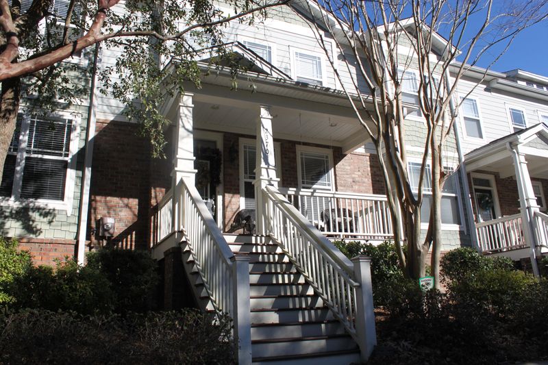 2370 Daniel Island Dr, Charleston, SC 29492