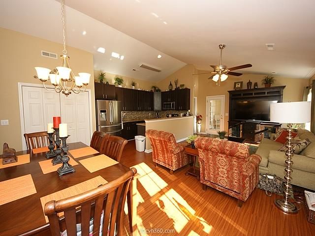 313 Sunburst Way, Summerville, SC 29483