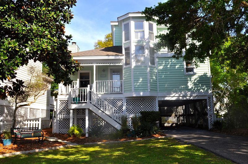 11 Pelican Reach, Isle Of Palms, SC 29451