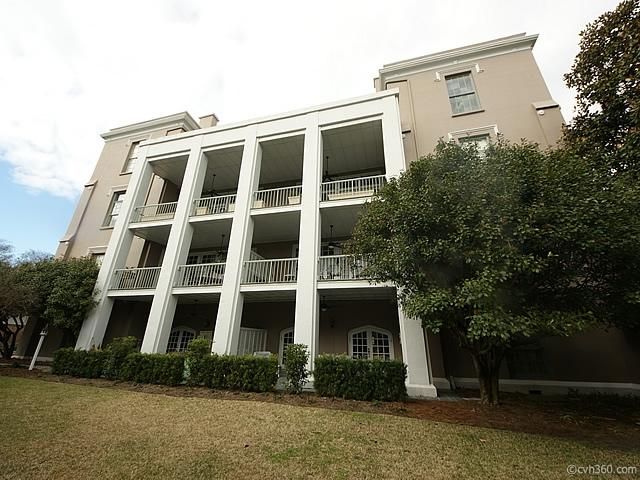 67 Legare St #108, Charleston, SC 29401