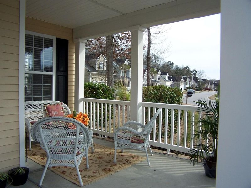 100 Catbriar Ct, Summerville, SC 29485