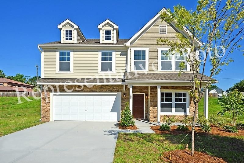 106 Medford Dr #4, Summerville, SC 29485
