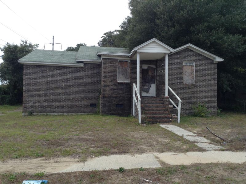 2238 Cambridge Ave, North Charleston, SC 29405