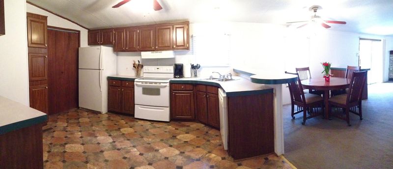 592 Hodge Rd, Summerville, SC 29483