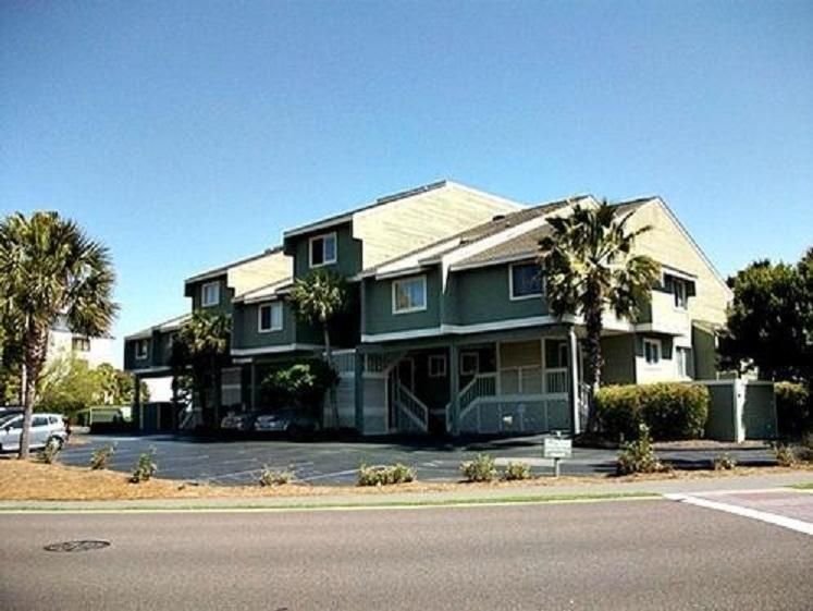 4 Mariners Walk C, Isle Of Palms, SC 29451