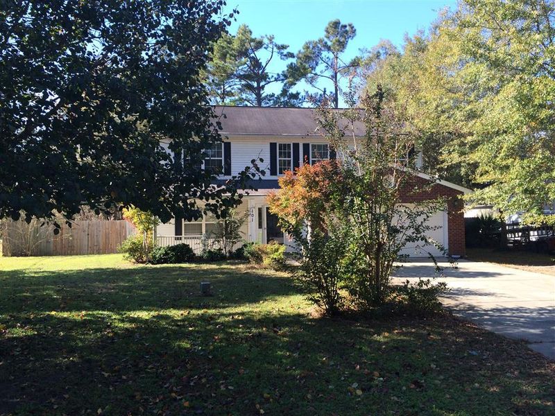 101 Cantering Hills Ln, Summerville, SC 29483