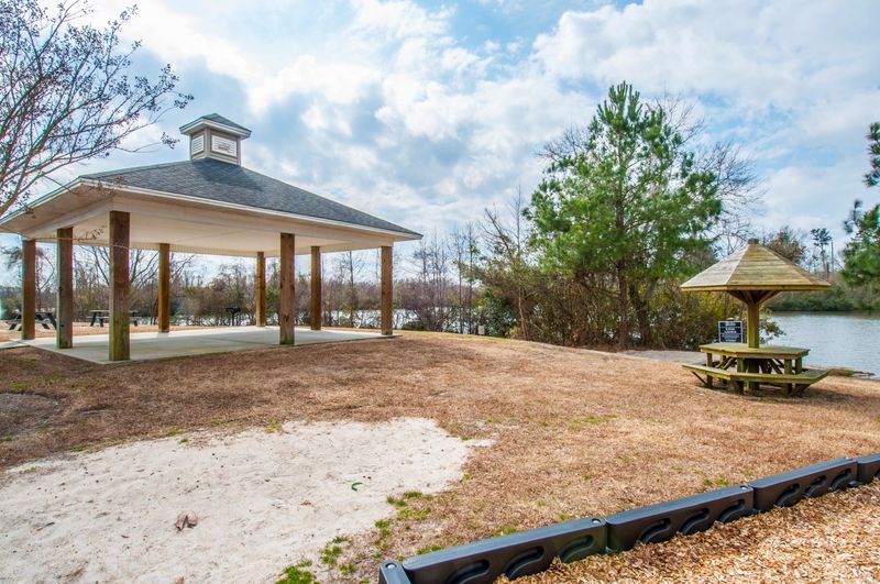 1072 Moss Grove Dr, Moncks Corner, SC 29461