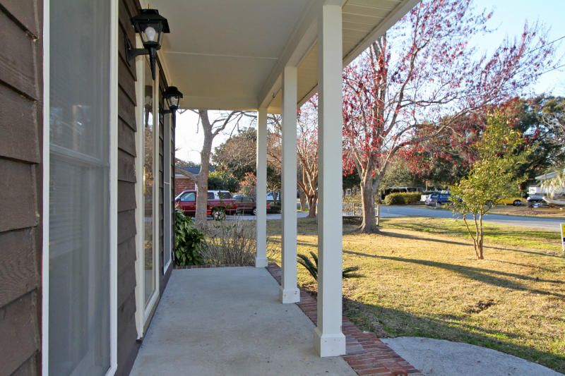 689 Windward Ct, James Island, SC 29412