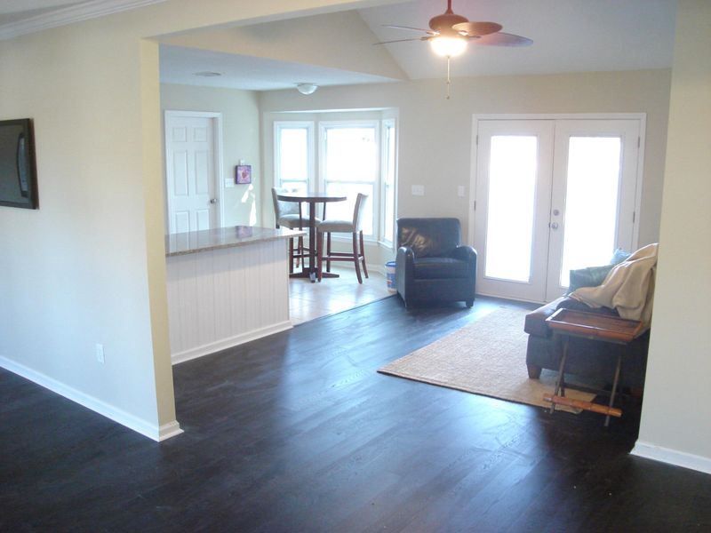 1113 Hampton Dr, Summerville, SC 29483