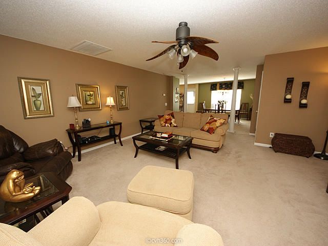 181 Wildberry Ln, Goose Creek, SC 29445