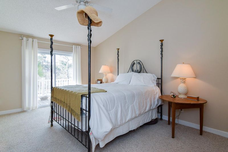 2896 Sweetleaf Ln, Johns Island, SC 29455