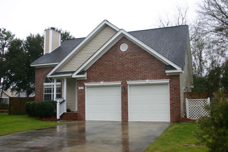 750 Majestic Oak Dr, James Island, SC 29412