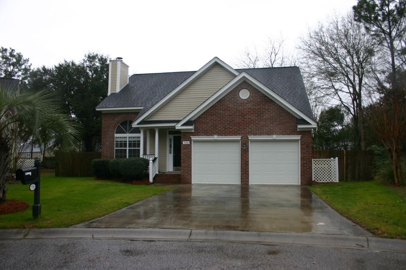 750 Majestic Oak Dr, James Island, SC 29412