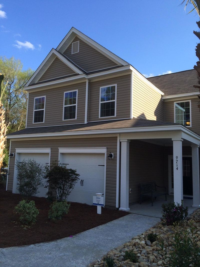 214 Swamp Creek Ln, Moncks Corner, SC 29461