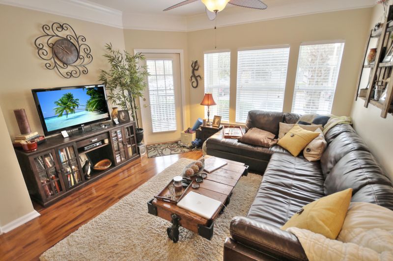 2211 Telfair Way, Charleston, SC 29412