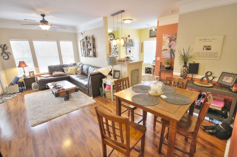 2211 Telfair Way, Charleston, SC 29412