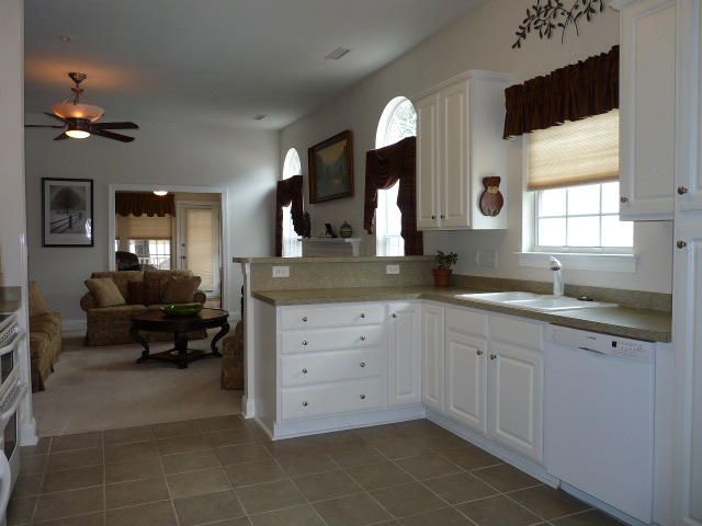 408 Prestwick Ct, Summerville, SC 29483