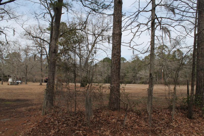 3876 Humbert Rd, Johns Island, SC 29455