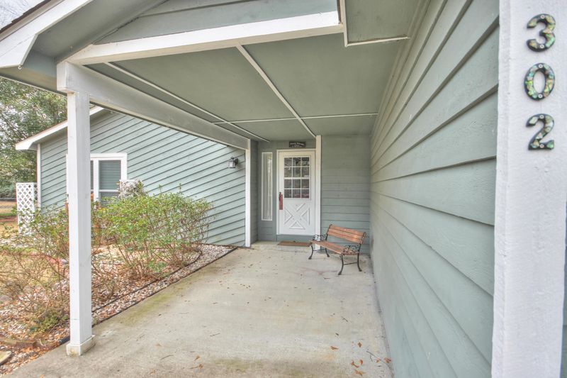 302 Tram Blvd, Summerville, SC 29483