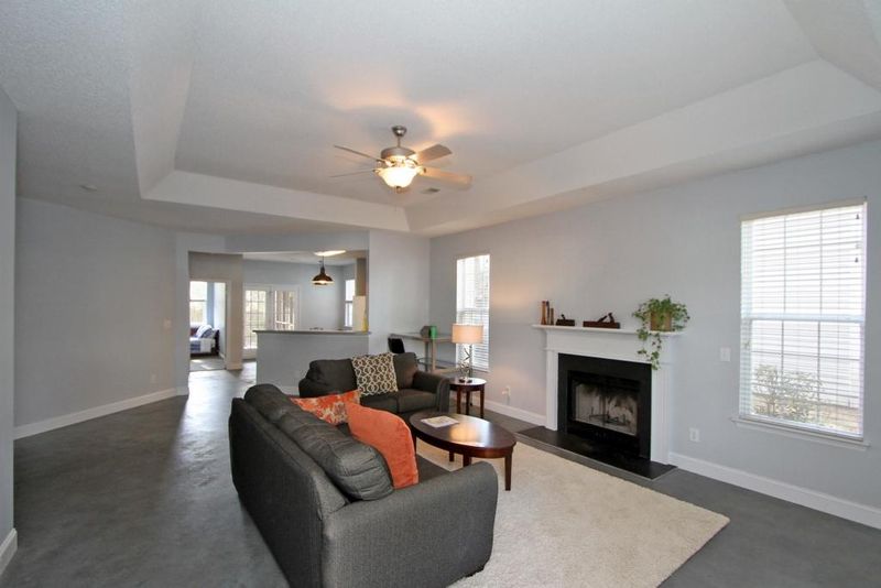1457 Swamp Fox Ln, Charleston, SC 29412