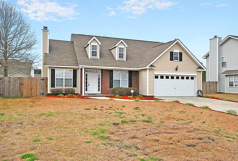 7881 High Maple Cir, North Charleston, SC 29418