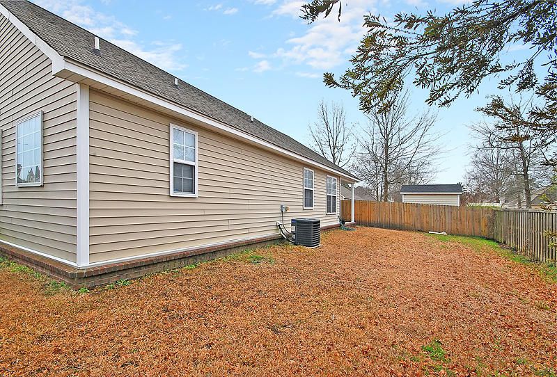 7881 High Maple Cir, North Charleston, SC 29418