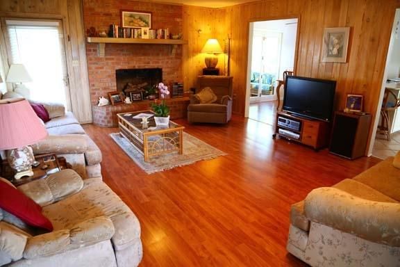 2401 Myrtle St, Edisto Beach, SC 29438