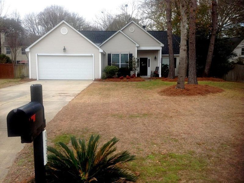 1300 Battery Hill Ct, Mount Pleasant, SC 29466