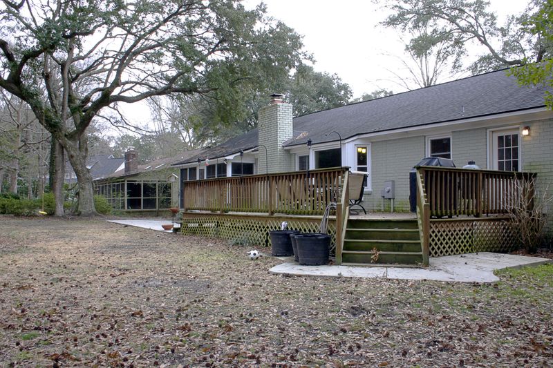 1032 Governors Rd, Mount Pleasant, SC 29464