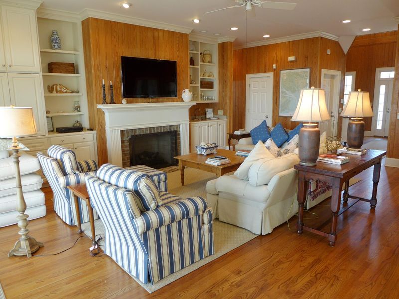 3306 Palmetto Blvd #4, Edisto Beach, SC 29438