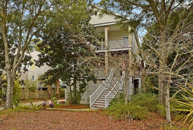 606 W Beach Ct, Folly Beach, SC 29439