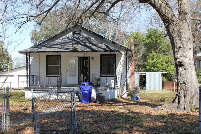 1906 Morningside Dr, North Charleston, SC 29405