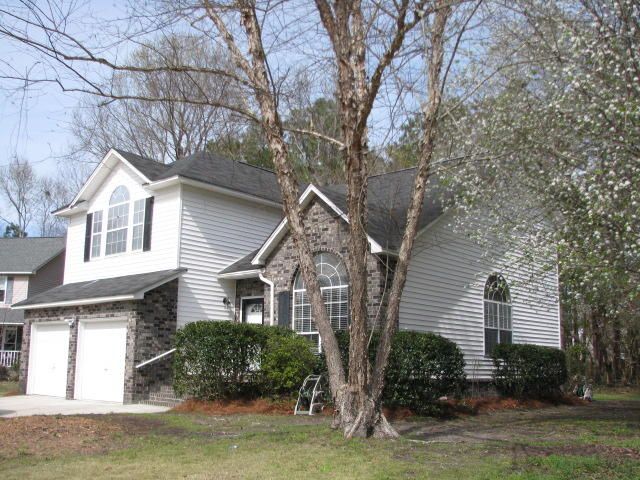 160 Winding Rock Rd, Goose Creek, SC 29445