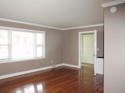 1207 Redeemer Rd, Hanahan, SC 29410